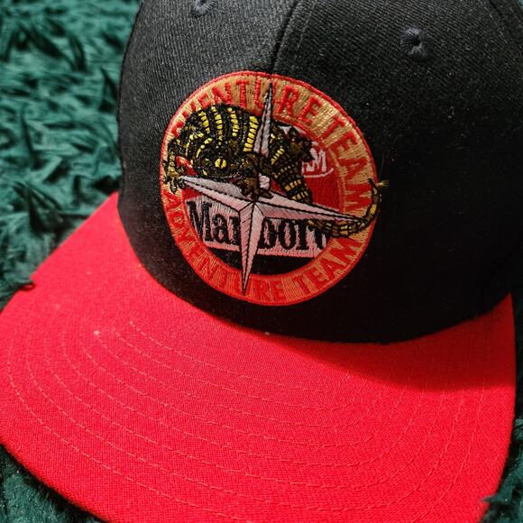 Vintage Marlboro Adventure Team Black & Red Strapback Hat Tiger Compass Patch - Picture 1 of 8